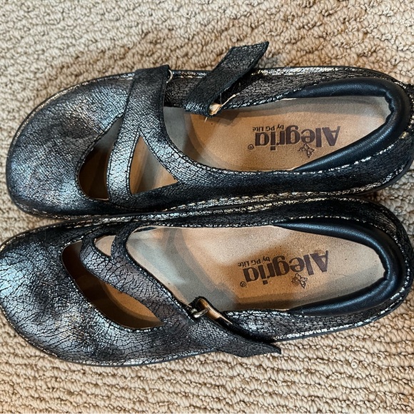 Alegria Shoes - Algeria Silver Mary Janes